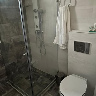 Аренда комфортной 2-комнатной квартиры 55 м² в районе Mamaia, Констанца, Румыния